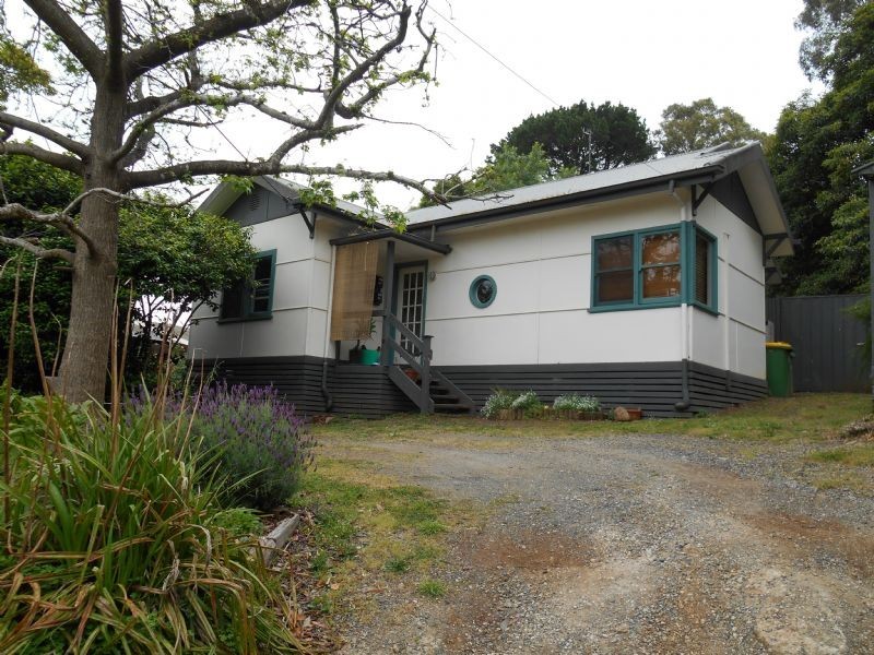 1/11 Clifford Grove, Tecoma VIC 3160