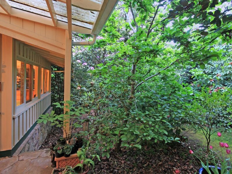 27 Cambridge Road, Mount Dandenong VIC 3767