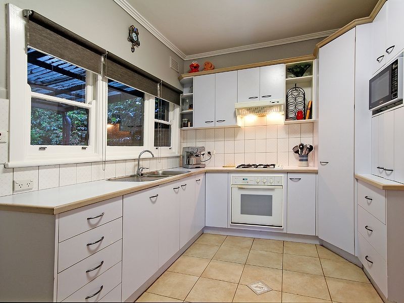 14 Falls Road, Mount Dandenong VIC 3767