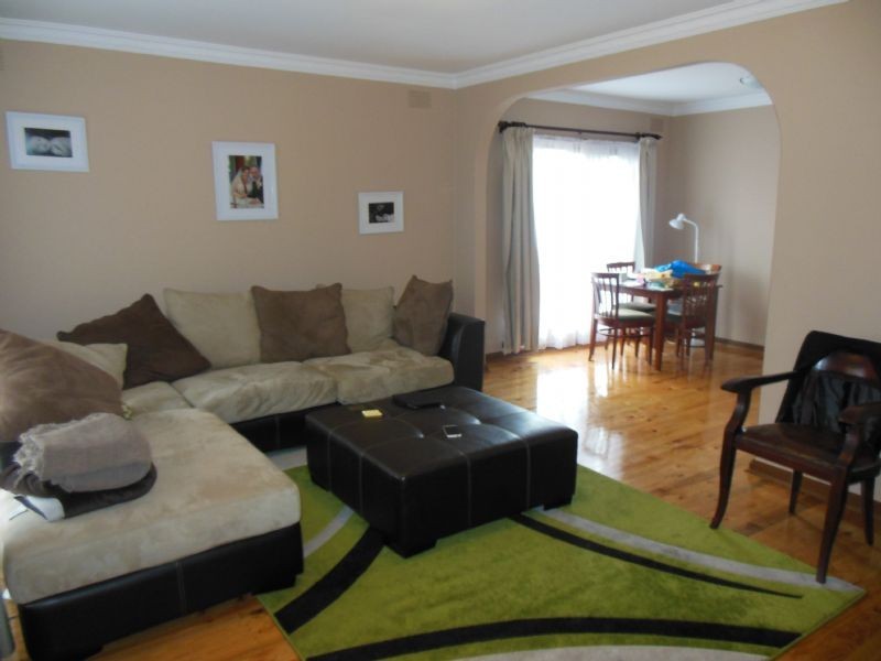 8 Monterey Court, Oakleigh South VIC 3167