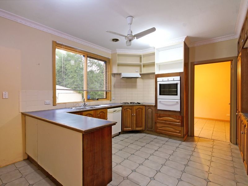 104 Moores Rd, Monbulk VIC 3793