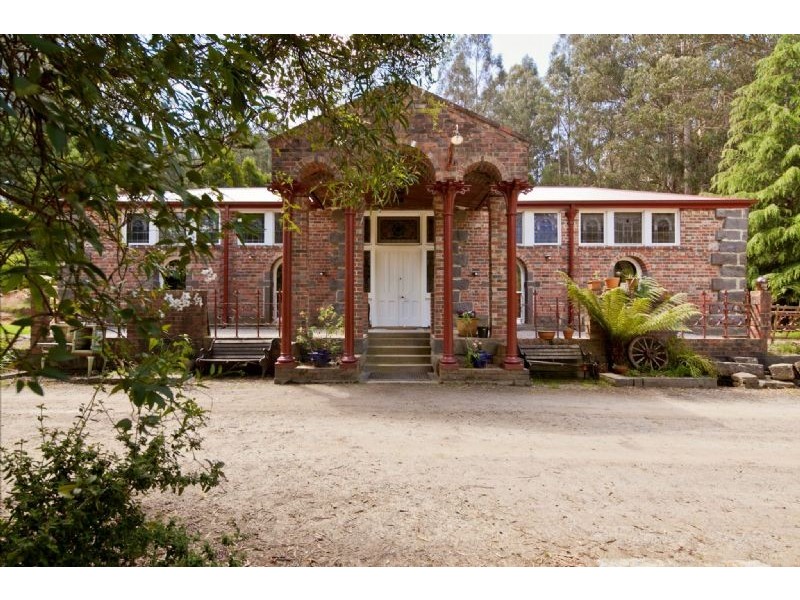 19 Colehurst Crescent, Sassafras VIC 3787