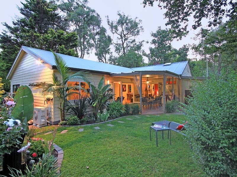 10 Hillside Grove, Upwey VIC 3158