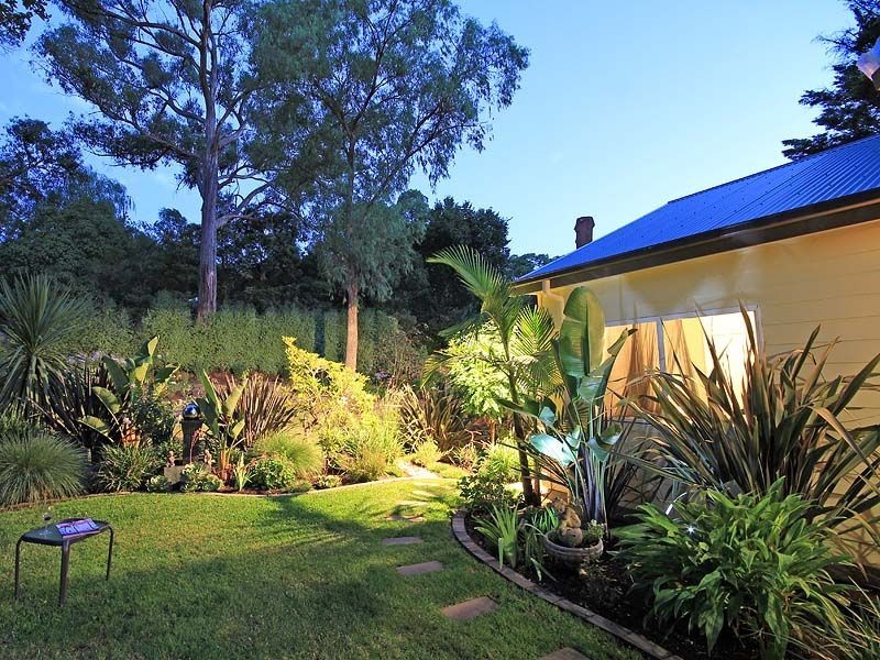 10 Hillside Grove, Upwey VIC 3158