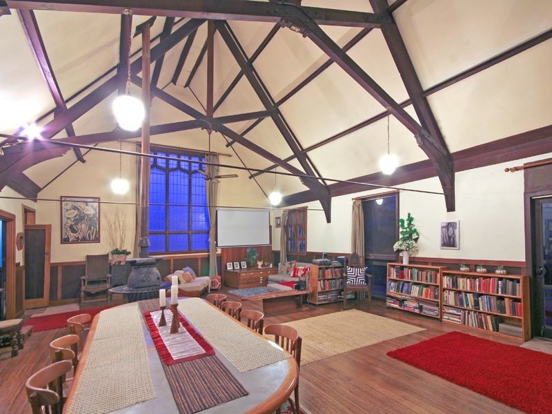 3 Range Rd, Olinda VIC 3788