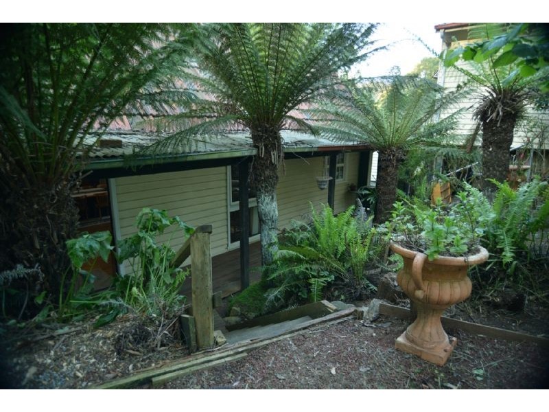 3 Range Rd, Olinda VIC 3788