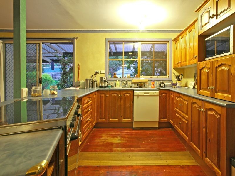 28 Sophia Grove, Tecoma VIC 3160