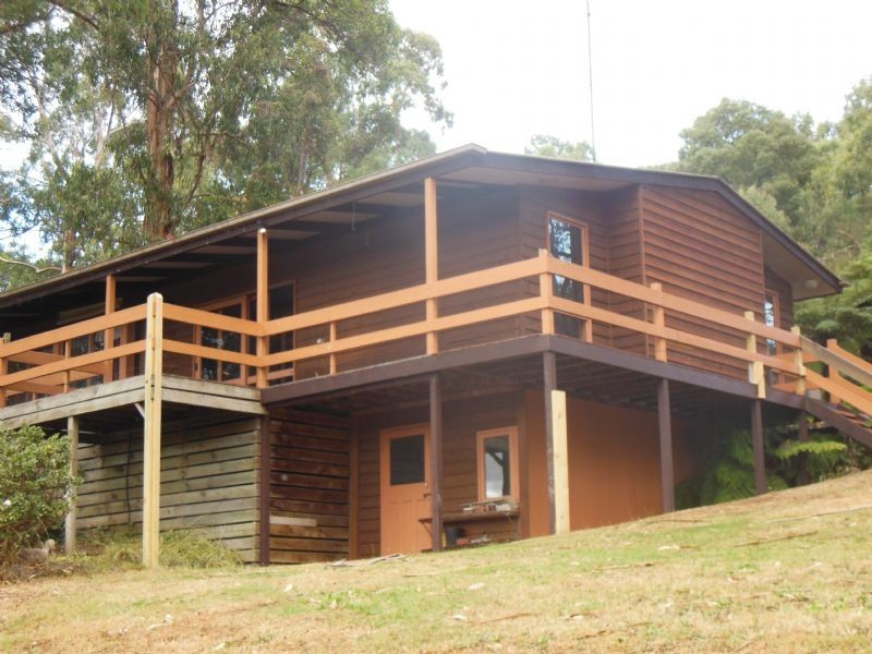 9 Forest St, Monbulk VIC 3793