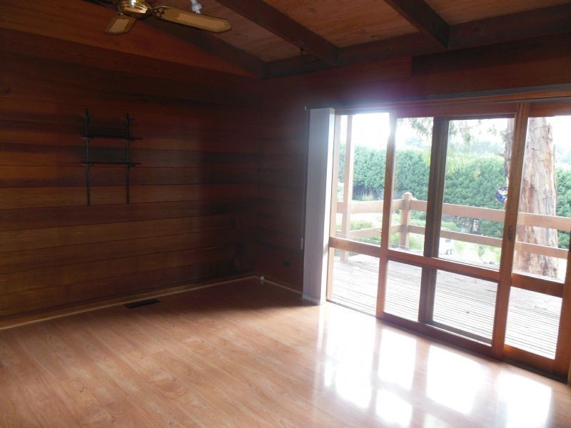 9 Forest St, Monbulk VIC 3793