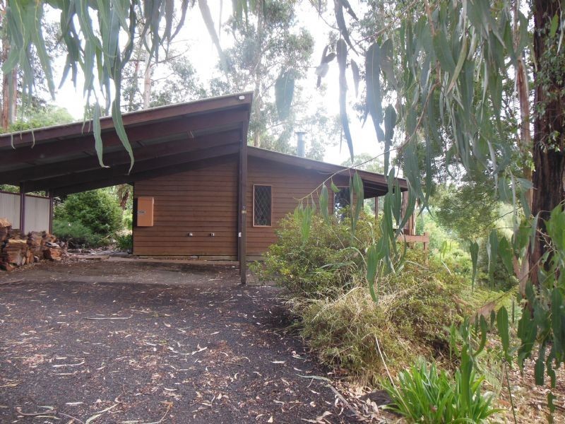 9 Forest St, Monbulk VIC 3793