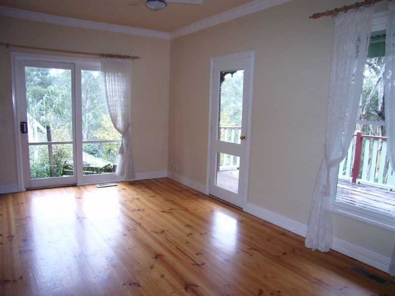 82 McNicol Road, Tecoma VIC 3160