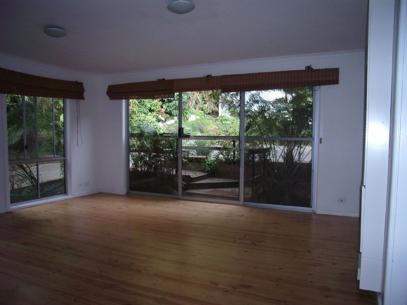 6 Robert Street, Sassafras VIC 3787