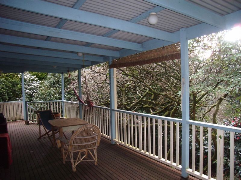 6 Robert Street, Sassafras VIC 3787