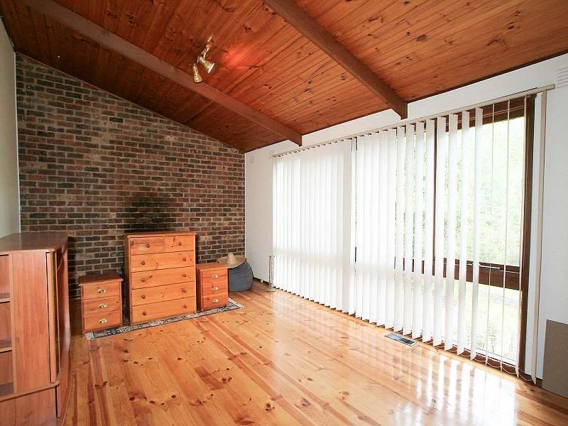 27 Olive Grove, Tecoma VIC 3160