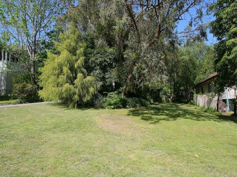 4 Walter Street, Tecoma VIC 3160