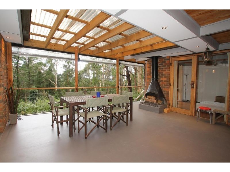 15 Rosemont Crescent, Kalorama VIC 3766