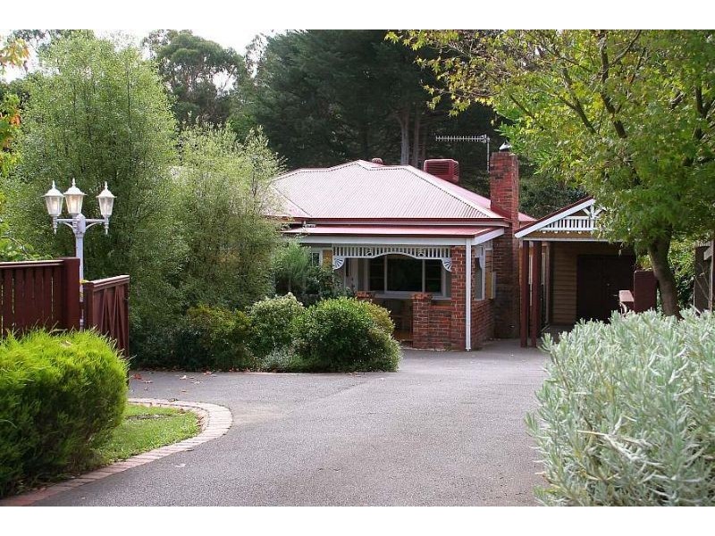 5 Alec Street, Tecoma VIC 3160