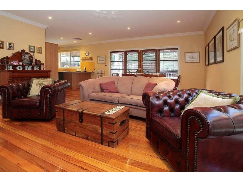 5 Alec Street, Tecoma VIC 3160