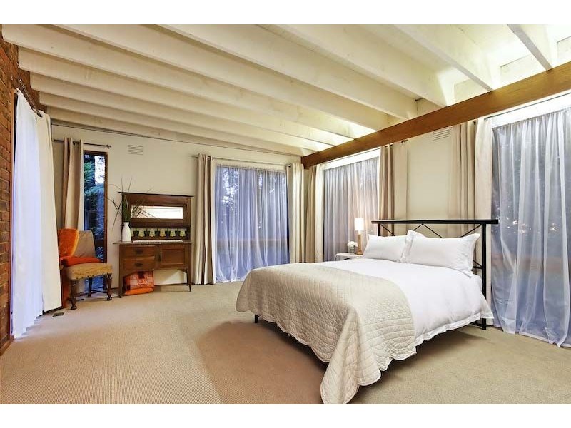 16 Ham Road, Ferny Creek VIC 3786