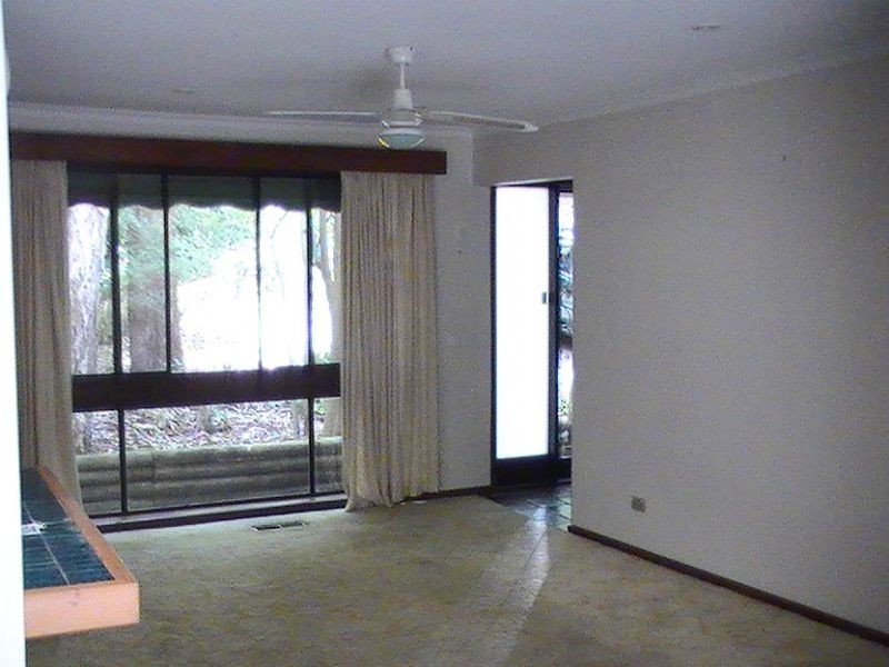 4 Farquharson Avenue, Belgrave VIC 3160