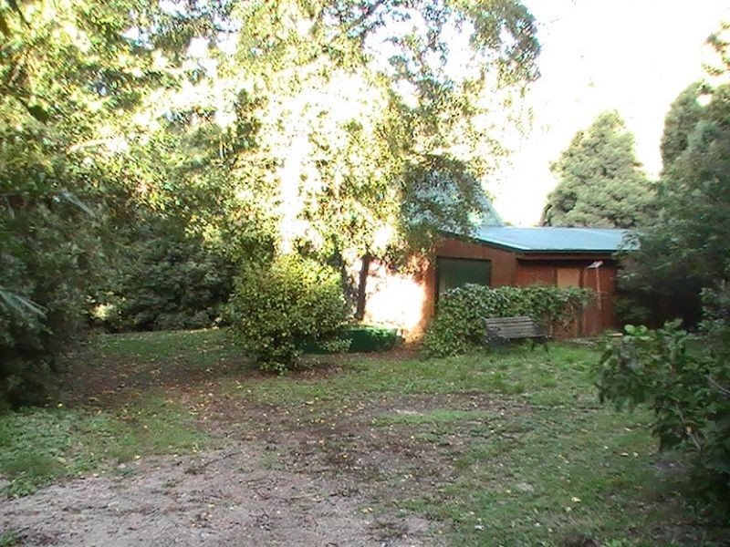 6 Claverton Avenue, Mount Dandenong VIC 3767