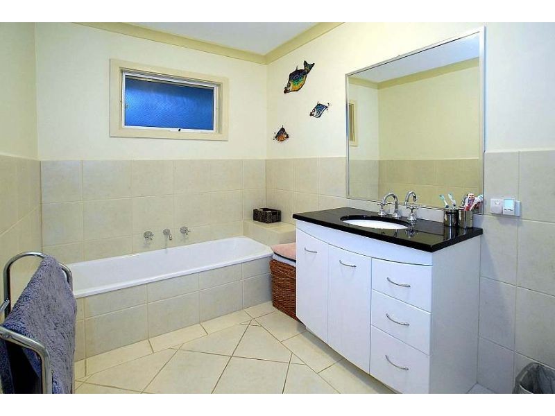 1 Greenwell Road, Selby VIC 3159