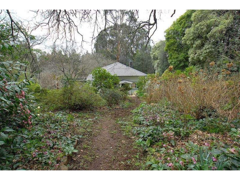 33 One Tree Hill Road, Ferny Creek VIC 3786