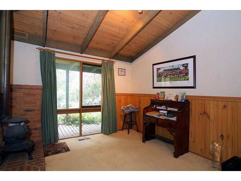 112 Ridge Road, Mount Dandenong VIC 3767