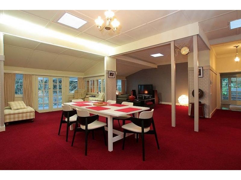 6 Victoria Grove, Ferny Creek VIC 3786