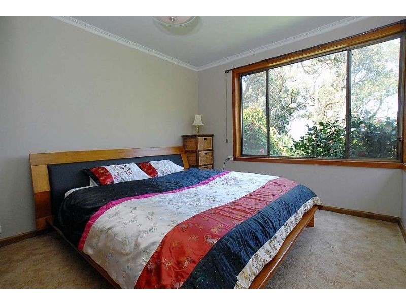 15 School Road, Ferny Creek VIC 3786