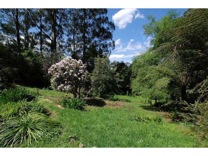 15 Ridge Crescent, Mount Dandenong VIC 3767