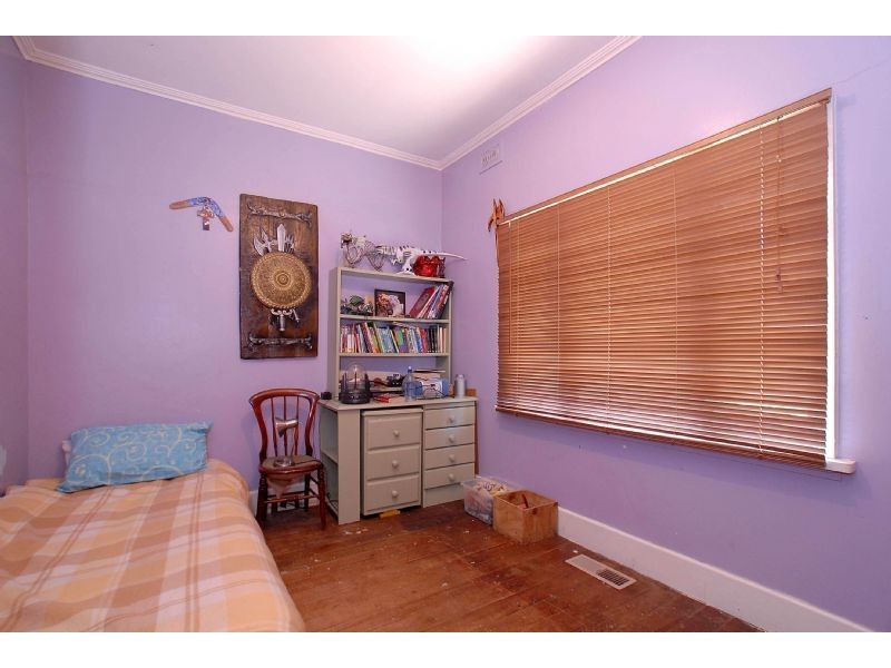 14 Collier Avenue, Tecoma VIC 3160