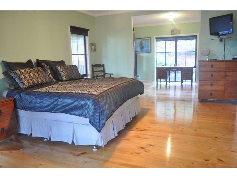 4 Janesdell Avenue, Ferny Creek VIC 3786