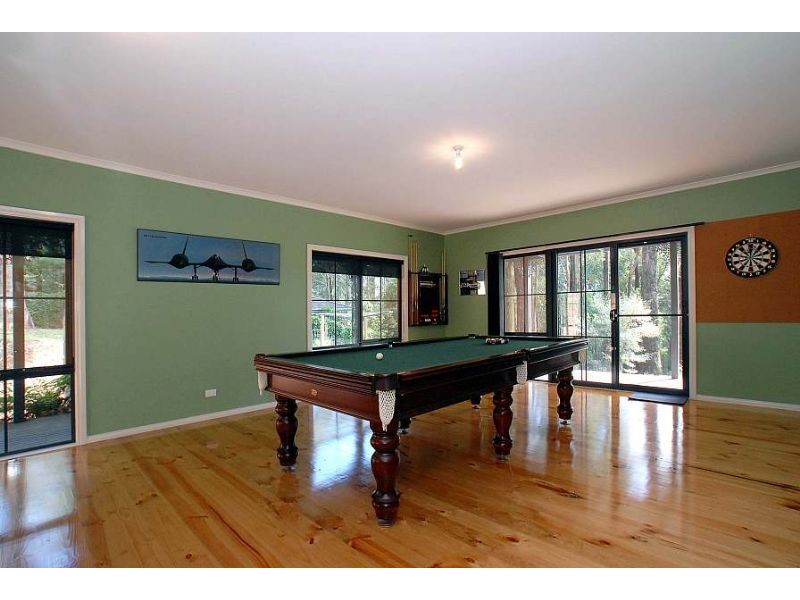 4 Janesdell Avenue, Ferny Creek VIC 3786