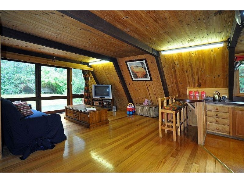 28 James Street, Selby VIC 3159