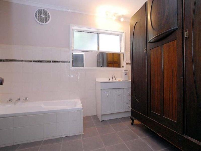 28 Centre Road, Upwey VIC 3158