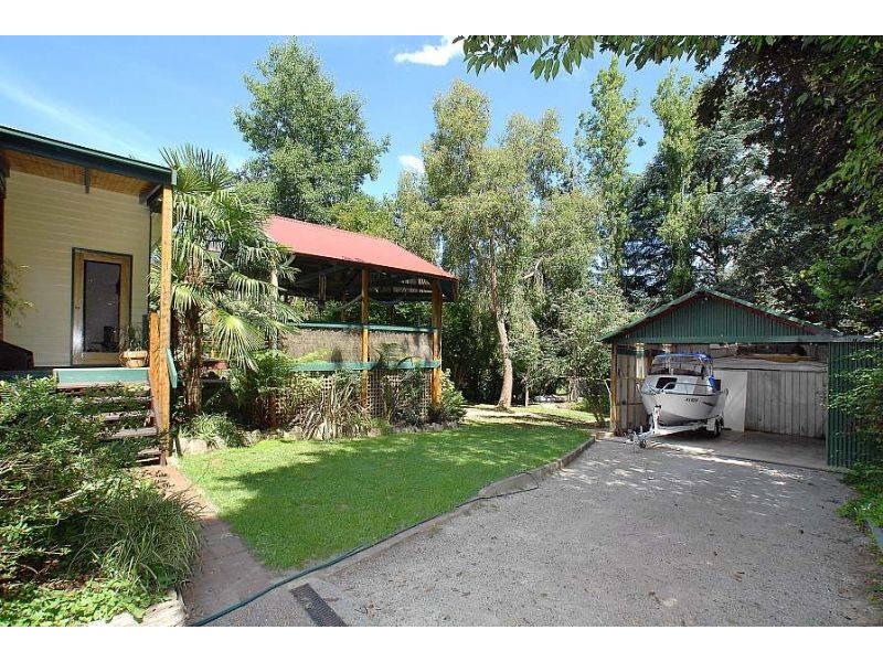 1225 Mt Dandenong Tourist Road, Kalorama VIC 3766