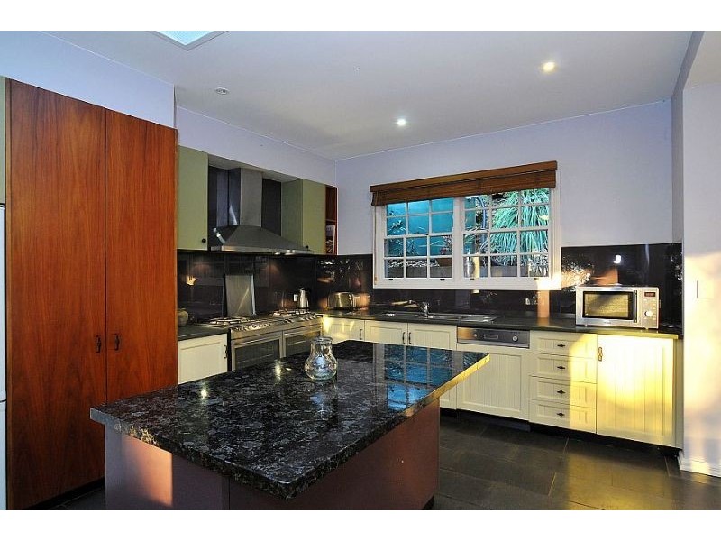 16-18 Olinda Avenue, Olinda VIC 3788