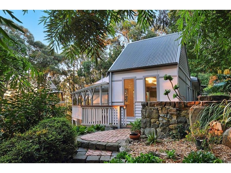 16-18 Olinda Avenue, Olinda VIC 3788