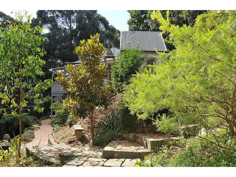 16-18 Olinda Avenue, Olinda VIC 3788