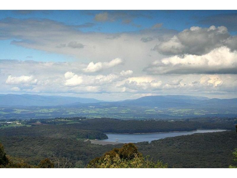 27 Ridge Road, Kalorama VIC 3766