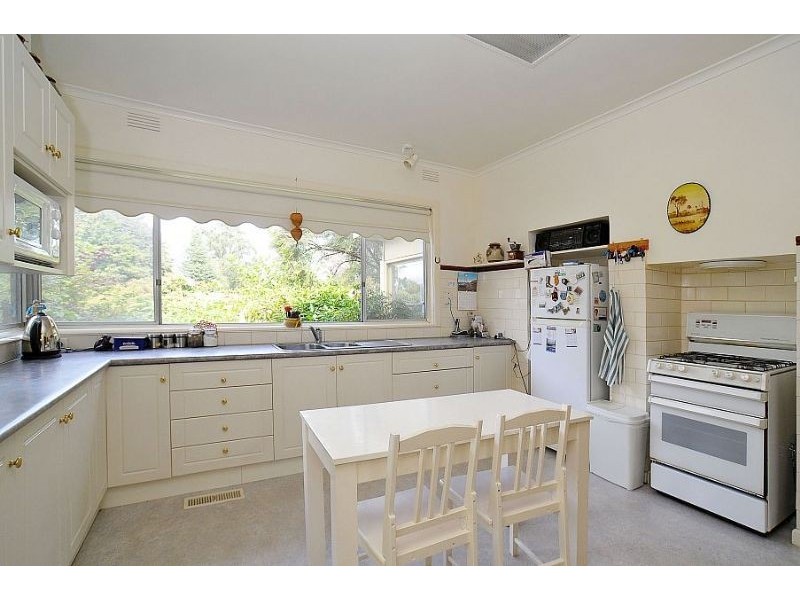 21 Old Main Road, Ferny Creek VIC 3786