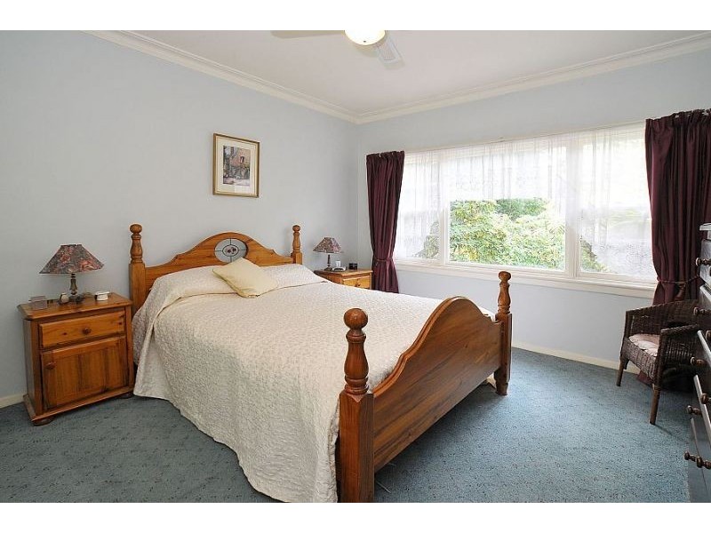 21 Old Main Road, Ferny Creek VIC 3786