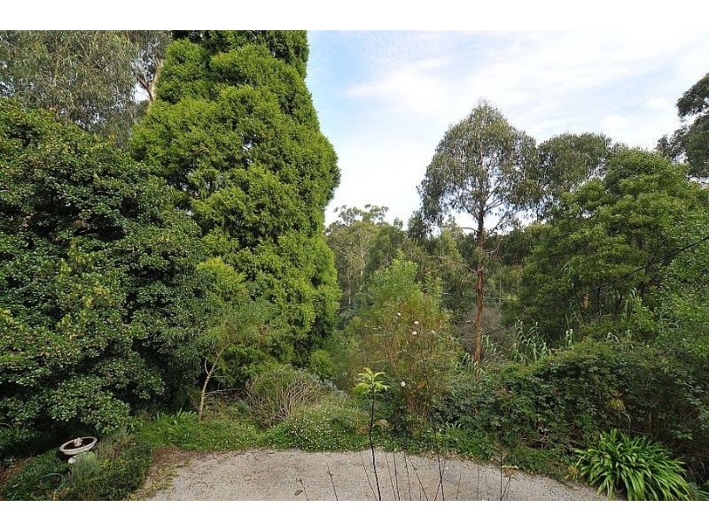 82 McNicol Road, Belgrave VIC 3160