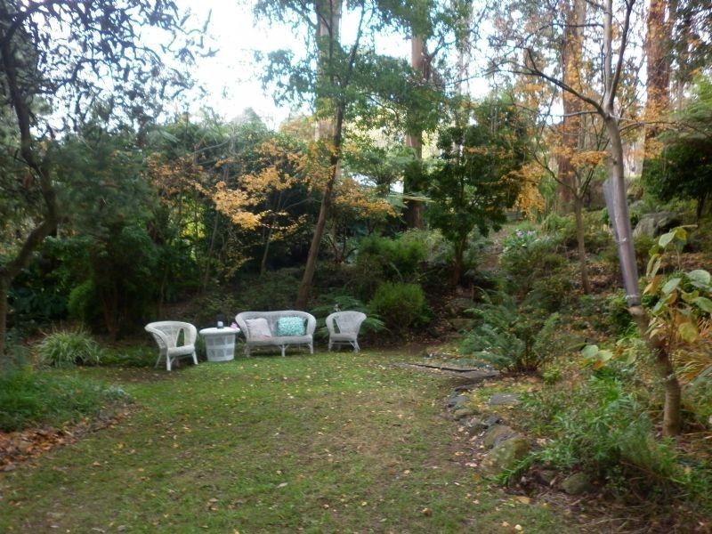 16 Ham Road, Ferny Creek VIC 3786