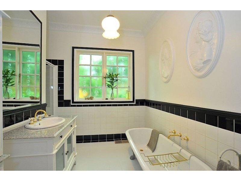 35 Olinda Creek Road, Kalorama VIC 3766