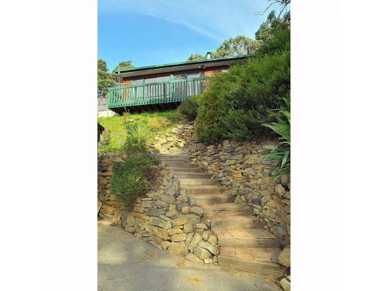 42 Ropley Grange, Upwey VIC 3158