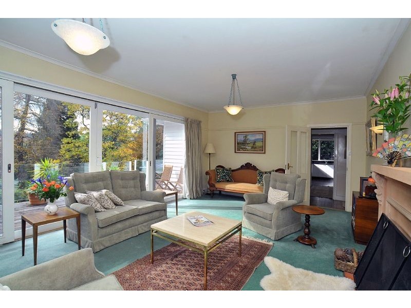 17 Sherbrooke Road, Sherbrooke VIC 3789