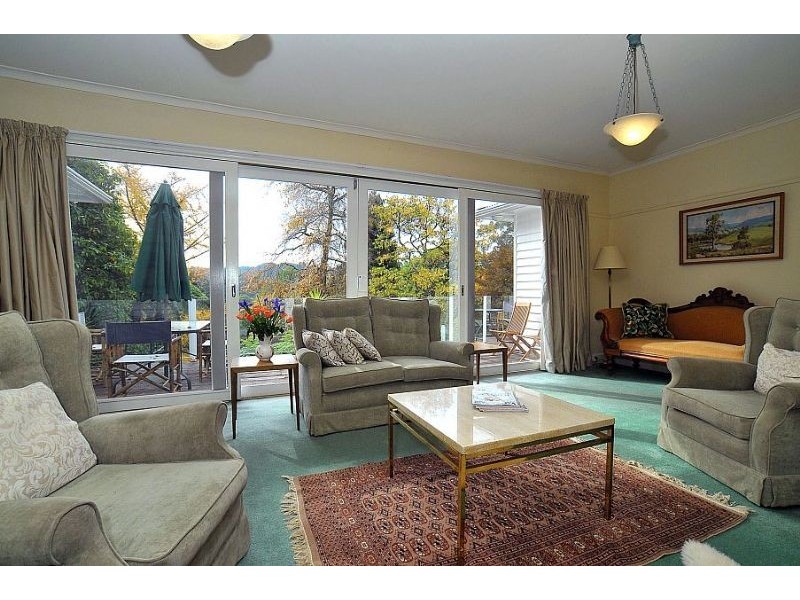 17 Sherbrooke Road, Sherbrooke VIC 3789