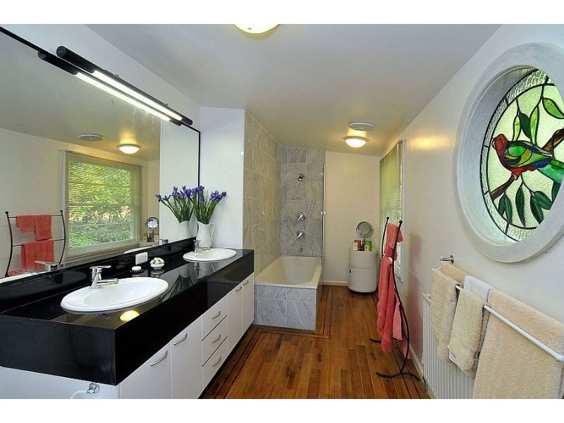 17 Sherbrooke Road, Sherbrooke VIC 3789